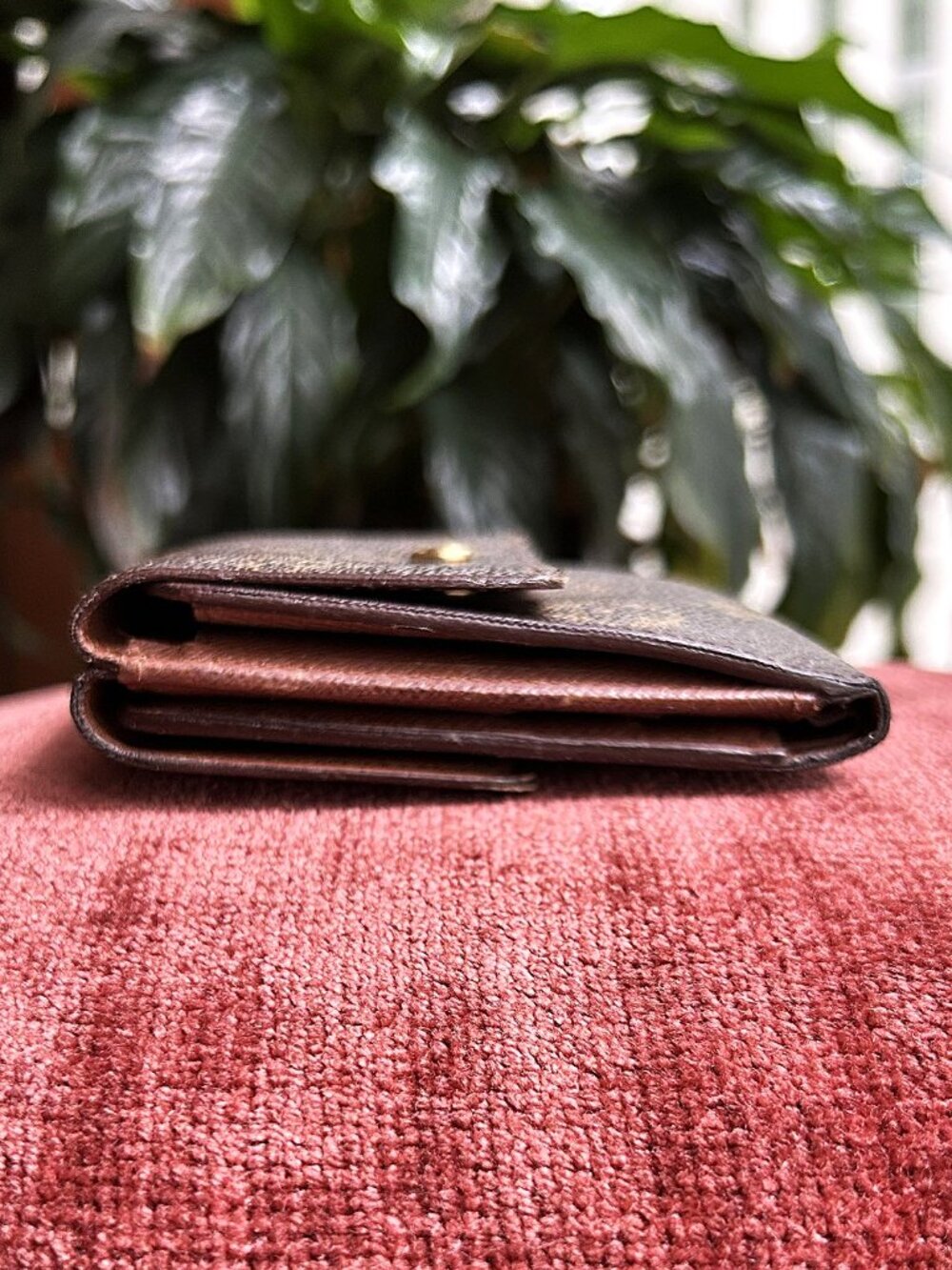 LOUIS VUITTON Monogram Compact Snap Wallet - Picture 9 of 12